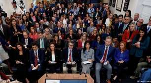 "Hall da Vergonha" de Trump marca nova ofensiva contra imprensa