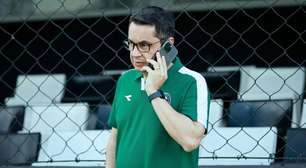 Goiás faz proposta e pode definir nome de novo treinador para 2026 após saída de Carille