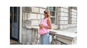 Esses tênis Adidas na cor algodão doce lembram o modelo Samba, mas quase ninguém os tem e são perfeitos para combinar com looks de verão