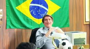 Quem é o ator de Hollywood que interpreta Jair Bolsonaro em novo filme?