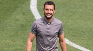 Edu Dracena fala sobre o momento atual do Santos: "Dói o coração ver o clube assim"