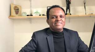 Maurício Pestana recebe o prêmio de Mestre dos Quadrinhos 2025