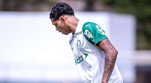 Juliano Viana fala sobre atuação na base do Palmeiras