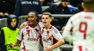 Olympiacos vence o Kairat e segue com chances de avançar na Champions