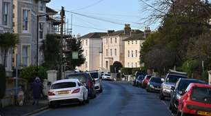 Posso estacionar o carro na frente de casa? Entenda as regras e evite multas