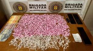 Dupla é presa em Cidreira com mil porções de drogas em um HB20