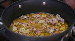 Costelata com redução de vinho do porto e suco de laranja