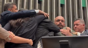 Glauber Braga diz que foi retirado da Câmara em 'ação violenta': 'Com os golpistas, sobrou docilidade'