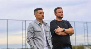 Internacional inicia reformulação com saídas de D'Alessandro e Mazzuco