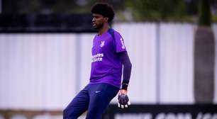 Hugo Souza sonha com a Copa do Mundo e mantém foco em conquista da Copa do Brasil