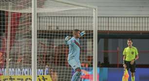 Atlético-GO é procurado por time da Série A por goleiro de Rafael Lacerda