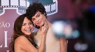 Luiza Tomé faz rara aparição com o filho modelo gêmeo