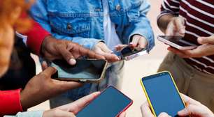 Ao desativar contas de menores de 16 anos, Austrália vira alvo de processo de adolescente e inaugura a primeira grande batalha global contra redes sociais