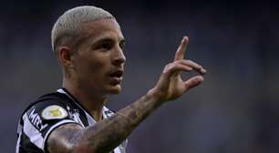 Atlético-MG abre negociação com experiente lateral e 'põe em xeque' permanência de Guilherme Arana