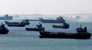 O que é a frota de navios fantasmas que os EUA acusam a Venezuela de usar para burlar sanções e exportar petróleo?