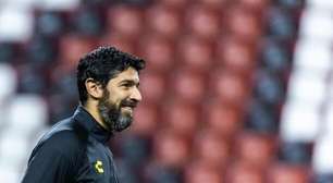 Ídolo do Botafogo, Loco Abreu exalta Arrascaeta, do Flamengo