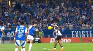 Cruzeiro formaliza queixa formal na CBF contra gol de Memphis e amarelo de Romero