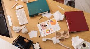 O que significa quando uma pessoa trabalha com a mesa bagunçada, de acordo com a psicologia