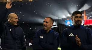 Réu por violência, Payet joga com Zidane após sair do Vasco