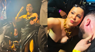 Fã tatua nome de Maraisa no pescoço e cantora se surpreende: 'Vou pagar para você tirar'; veja vídeo