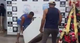 Polícia desmantela esquema que usava geladeira para esconder drogas