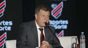 Athletico-PR ganha reconhecimento do governo e recebe homenagem: "Atualizado"