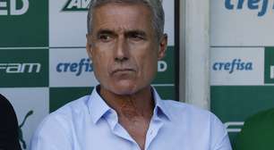 Luís Castro assina com gigante do Brasileirão