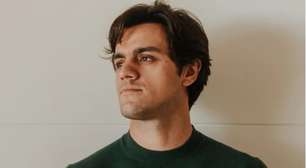 Felipe Simas revela que tinha medo de assumir conversão