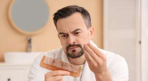 Há anos ouvimos dizer que lavar o cabelo em excesso causa queda. É exatamente o contrário