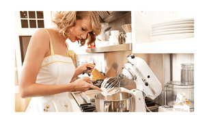 Essas são as três receitas que Taylor Swift adora cozinhar no jantar: de comida indiana com molho rico e cremoso à tradicional prato italiano