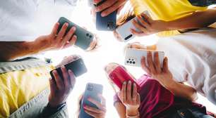 Adolescentes postam vídeos de 'despedida' na Austrália após nova lei entrar em vigor; entenda