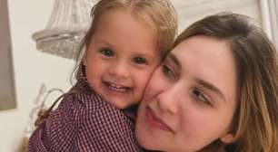 Maria Flor conquista a web ao chamar Maria Alice de melhor amiga em caixinha de perguntas