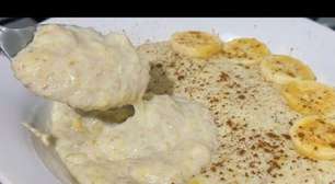 Mingau proteico de aveia com banana: muito gostoso, saudável e nutritivo para o café da manhã