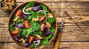 Salada de acelga especial: uma opção nutritiva e saborosa