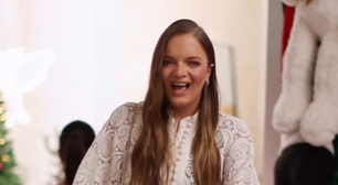 Rafaella Justus escolhe vestido de R$ 3,4 mil com renda paisley para festa de Natal da família. Fotos!