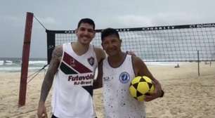 Nino aparece com camisa do Fluminense em treino no Brasil e mobiliza web