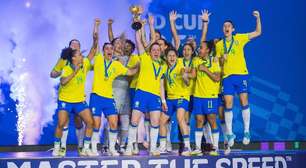 'A gente escreveu o nosso nome na história', diz brasileira campeã mundial de futsal