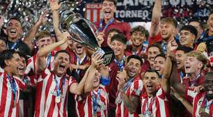 Estudiantes vence nos pênaltis, levanta o Clausura e carimba vaga na Libertadores