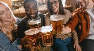 Atenção consumidores, a cobrança de consumação mínima em bares e baladas é proibida por lei