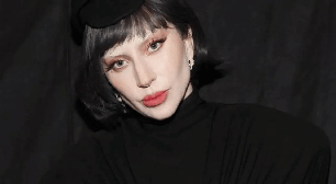 Lady Gaga interrompe show em Sydney após queda de dançarino no palco