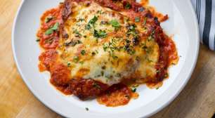 Filé de frango à parmegiana suculento e rápido de fazer