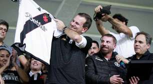 Após classificação do Vasco, Eduardo Paes decreta ponto facultativo no Rio: "Bons jogos"