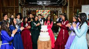 Sarau Solidário da Prenda Jovem emociona Canoas com baile comunitário