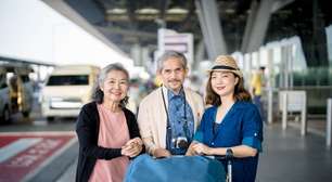 Viagem com idosos: 8 cuidados essenciais para férias tranquilas