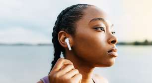 Se você tem fones de ouvido comuns, agora tem um tradutor universal: a nova mágica do Google que o iPhone só terá em 2026