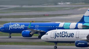 Aeronave comercial interrompe subida para evitar colisão no ar com avião-tanque da Força Aérea dos EUA, diz agência