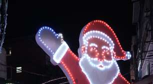 Maior favela do Brasil inaugura iluminação natalina inédita