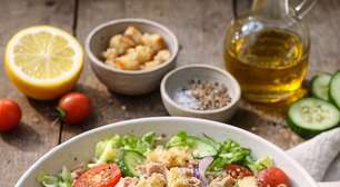 Salada crocante de atum: a janta rápida e cremosa dos dias quentes