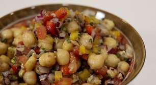 Salada de grão de bico e sardinha: receita leve e nutritiva para o almoço