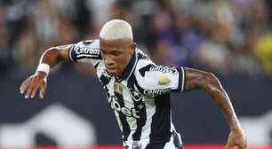 Clubes da Premier League sondam Danilo, do Botafogo
